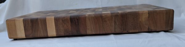 Solid Walnut End Grain Chopping Board with inset handles 625x385x80mm - Image 3