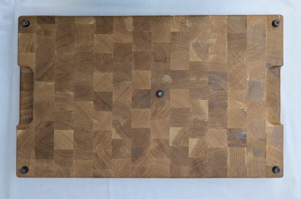 Solid Oak End Grain Chopping Board with inset handles 570x345x55mm - Image 2