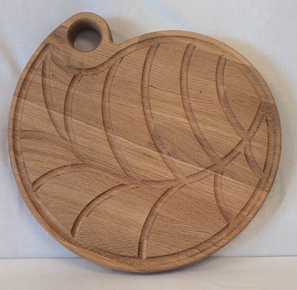 Oak Leaf Design Chopping Board 360x390x40mm