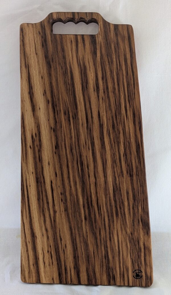 Tiger Oak Charcuterie Board. 420x210x25mm. - Image 2