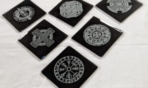 Glass Celtic Engraved Coasters (set of 6). Set 1. 100x100x2mm.