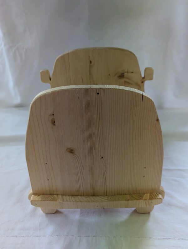 0213 VW Camper Van Planter (large) - Image 3